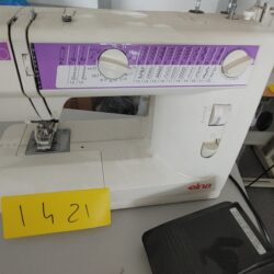 Maszyna do szycia marki Elna typ 2130